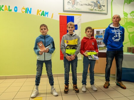 V Osnovni šoli Stranje že deseti zaključek Tekaškega pokala Občine Kamnik  (5)